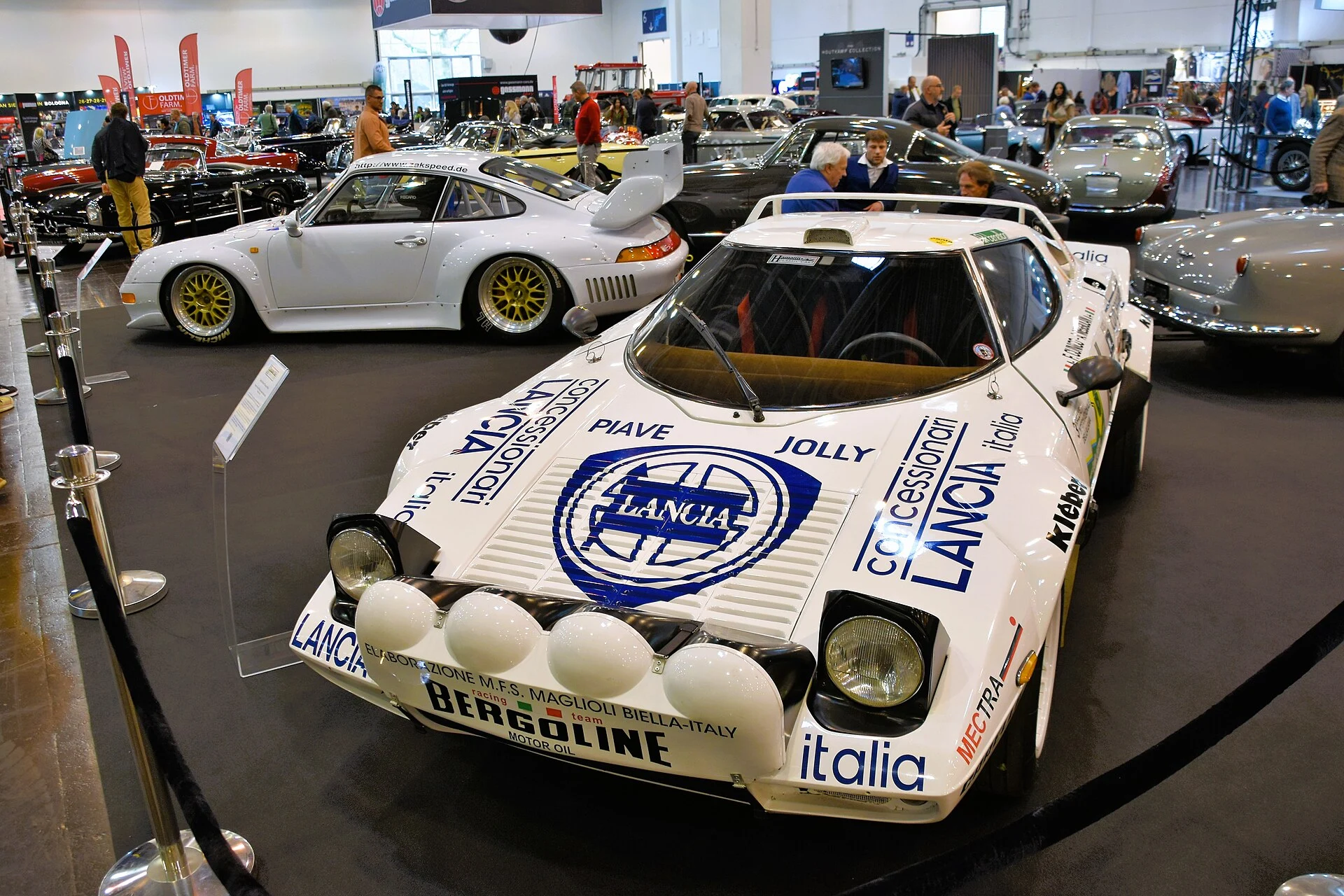 Lancia Stratos HF Group 4 rally car